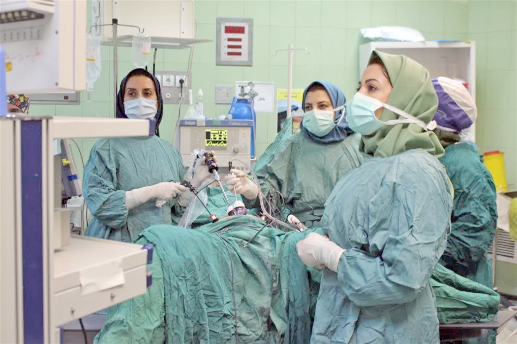 سربلندی بیمارستان فاطمیه در سومین جراحی هیسترکتومی به روش لاپاراسکوپی