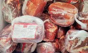 آغاز عرضه 85 تن گوشت قرمز منجمد در فروشگاه‌های زنجیره‌ای استان کرمانشاه