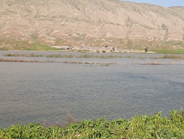انتقاد از هشدار ندادن مسئولان سد سیمره و زیر آب رفتن زمین‌های کشاورزی عرب‌ رودبار سیروان