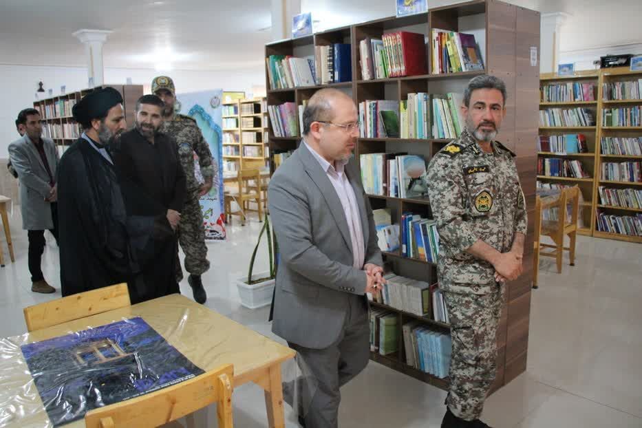 کتابخانه مشارکتی شهید جلیلوند در مرکز پدافند هوایی اراک افتتاح شد