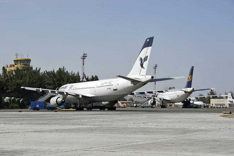 شورای اسلامی شهر همدان اجاره 2 فروند هواپیمای مسافربری را تصویب کرد