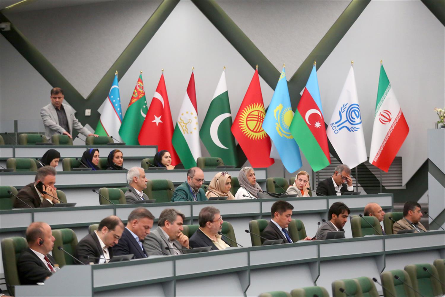 همدان به‌عنوان پایگاه نوین گردشگری سلامت در منطقه معرفی شود