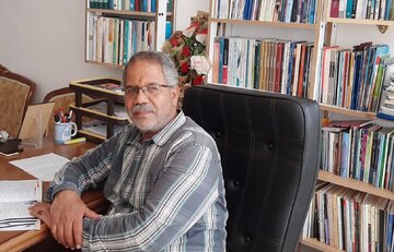 شعری ماندگار است که زیبا و پیام‌دار باشد