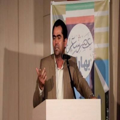 ارتقای تخصصی شعر در کردستان مورد توجه قرار گیرد