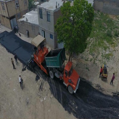 آغاز عملیات عمرانی در نقاط مختلف شهر همدان