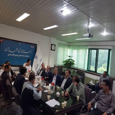 تأکید معاون اقتصادی استاندار همدان بر مدیریت منطقی قیمت‌ها در بازار