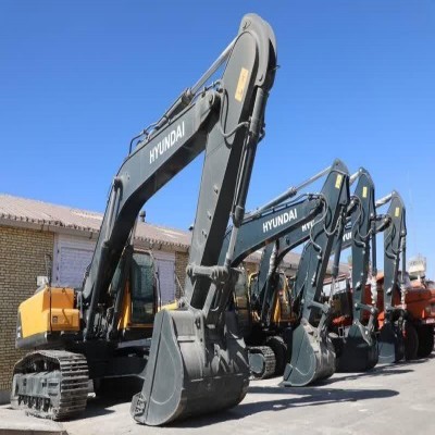 26 دستگاه ماشین‌آلات به ناوگان راهداری کردستان اضافه شد