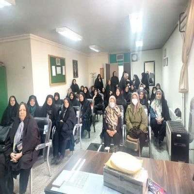 فعالیت «پاتوق مهر و گفت‌وگو» در همدان برای توانمندسازی و نشاط سالمندان