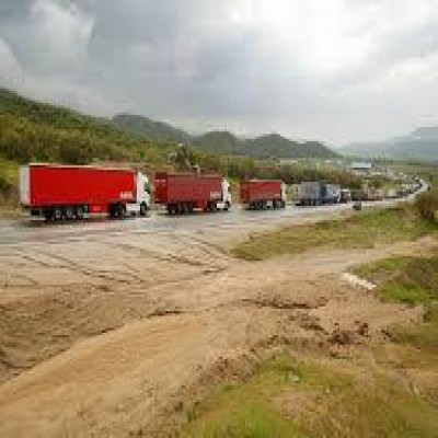 چهار میلیارد و 982 میلیون دلار ارزش مبادلات تجاری از گمرکات کردستان