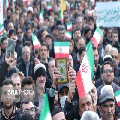 عدم اعتماد به دشمن و شفافیت با مردم، راهکار شرایط موجود است