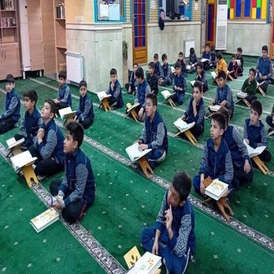 برگزاری «طرح آموزشی آیات آشنا» در ملایر